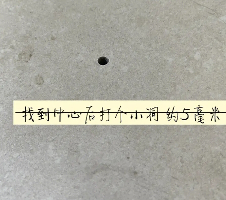 祁阳瓷砖空鼓维修公司专业解答在瓷砖铺贴过程中，如果砂料搅拌不均匀，将会带来以下问题